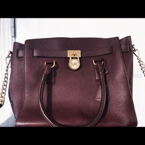 Michael Kors E/W Hamilton Crossbobdy/Handbag